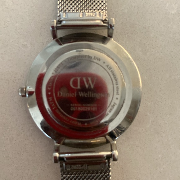 Daniel Wellington Watch - Stainless Steel - Picture 4 of 4